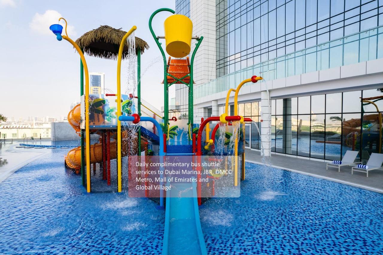 Novotel Jumeirah Village Triangle Дубай Екстериор снимка